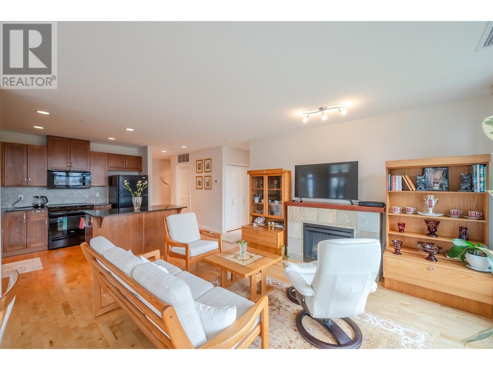 3301 Skaha Lake Road Unit# 406, Penticton, British Columbia  V2A 6G6 - Photo 11 - 10347776