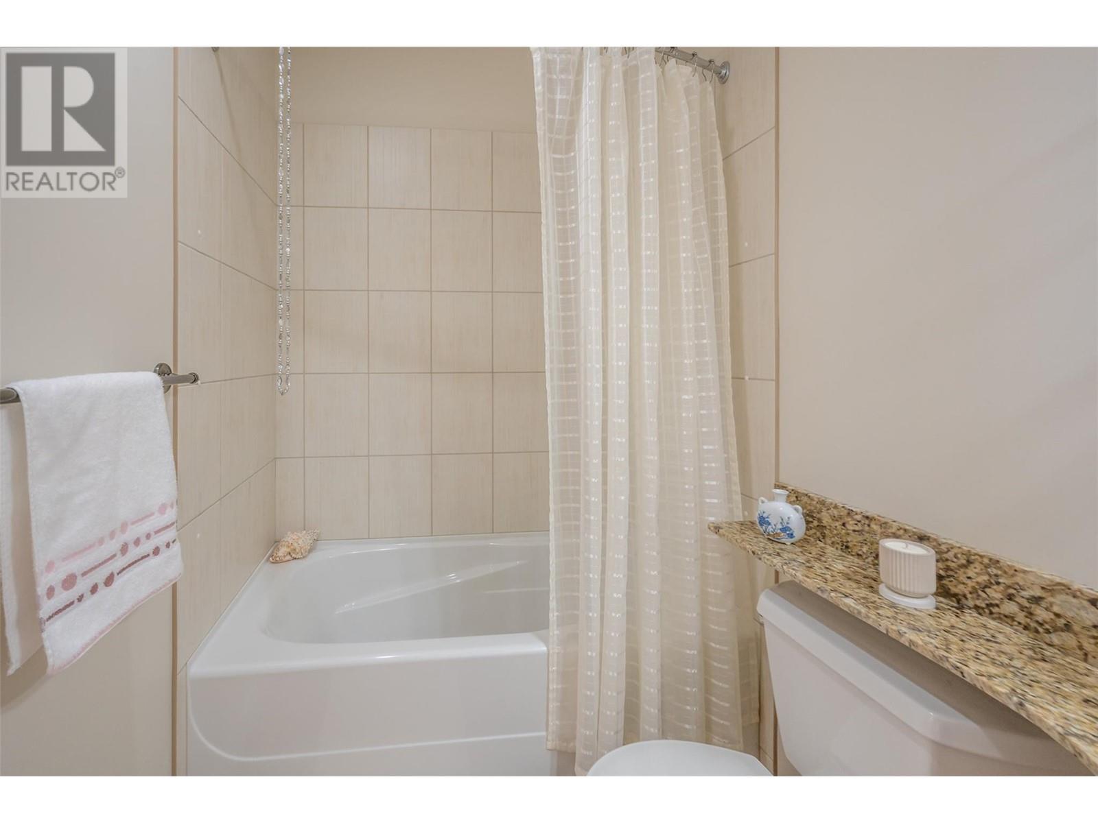 3301 Skaha Lake Road Unit# 406, Penticton, British Columbia  V2A 6G6 - Photo 35 - 10347776