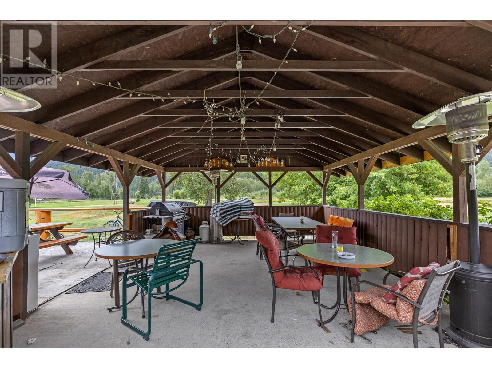 1361 6 Highway, Cherryville, British Columbia  V0E 2G1 - Photo 16 - 10348003