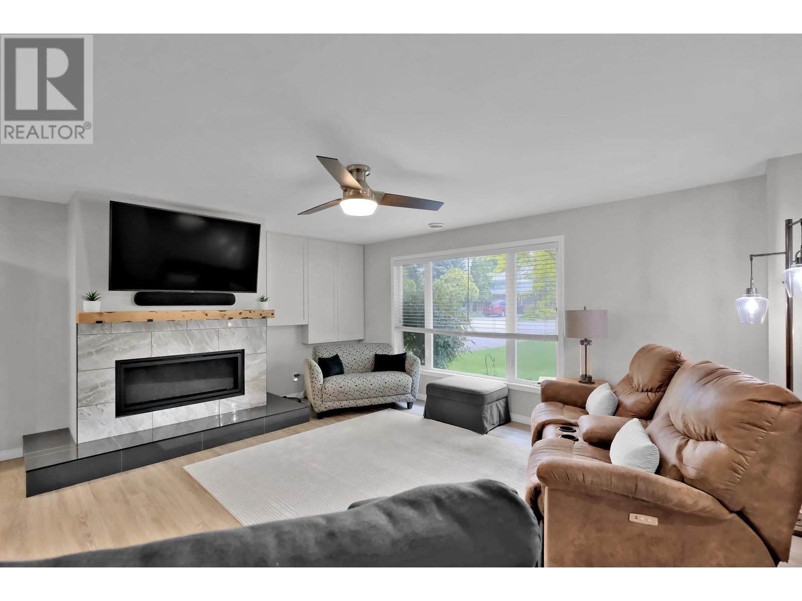 195 Waterford Avenue, Penticton, British Columbia  V2A 3T6 - Photo 30 - 10348573