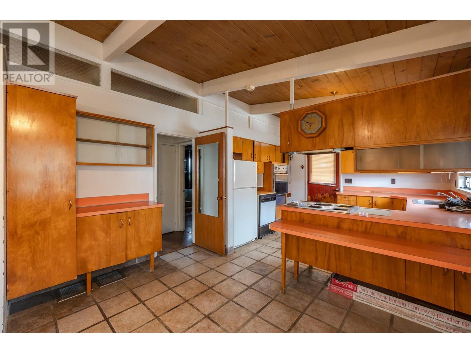 1084 Dynes Avenue, Penticton, British Columbia  V2A 1G1 - Photo 30 - 10348034