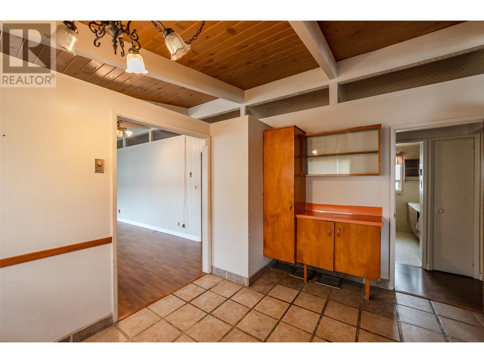 1084 Dynes Avenue, Penticton, British Columbia  V2A 1G1 - Photo 36 - 10348034