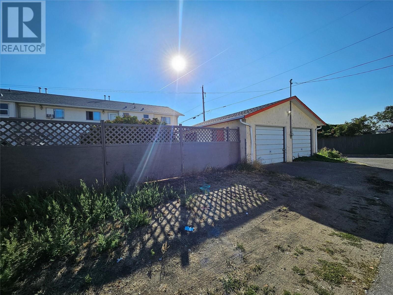 1084 Dynes Avenue, Penticton, British Columbia  V2A 1G1 - Photo 6 - 10348034