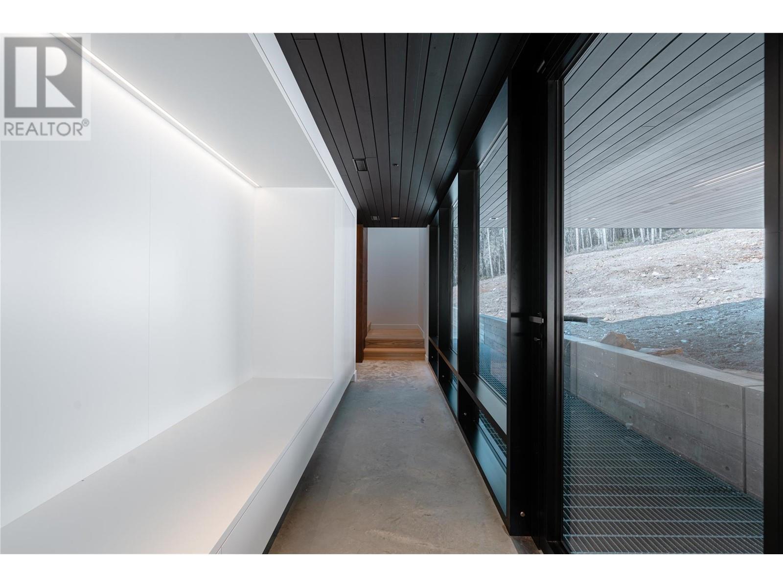 2060 Mcmurdo Road, Golden, British Columbia  V0A 1H0 - Photo 14 - 10347894