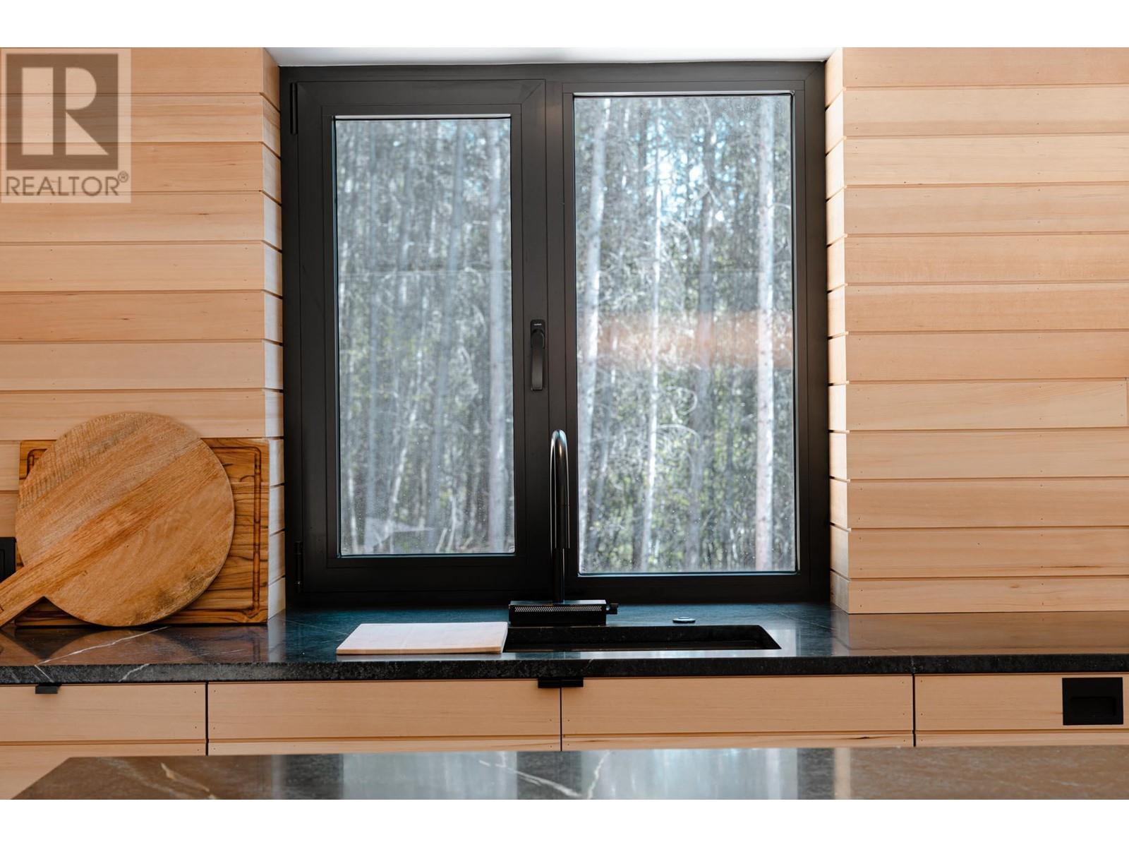 2060 Mcmurdo Road, Golden, British Columbia  V0A 1H0 - Photo 42 - 10347894