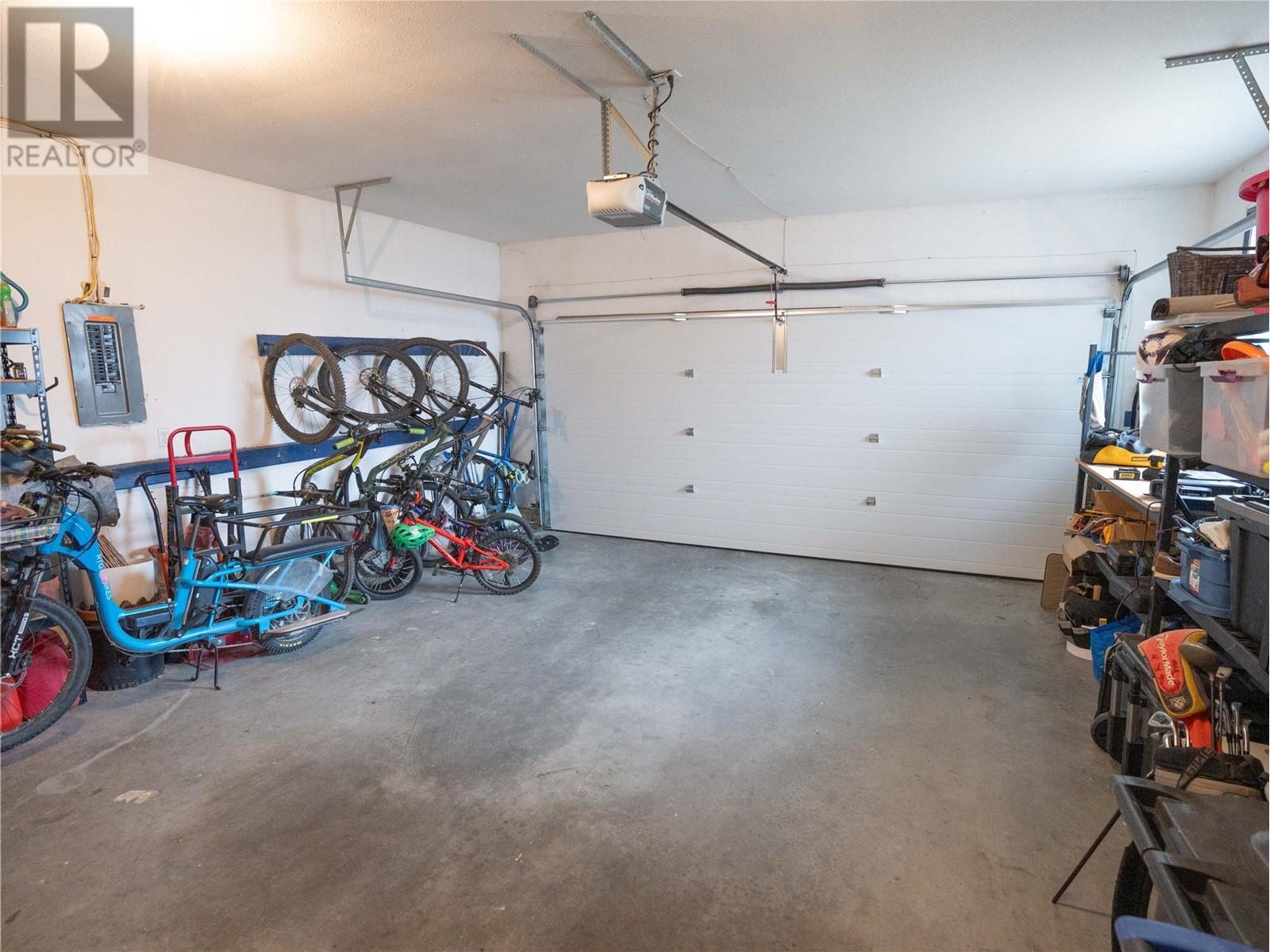 162 Uplands Place, Penticton, British Columbia  V2A 7Y1 - Photo 28 - 10348005