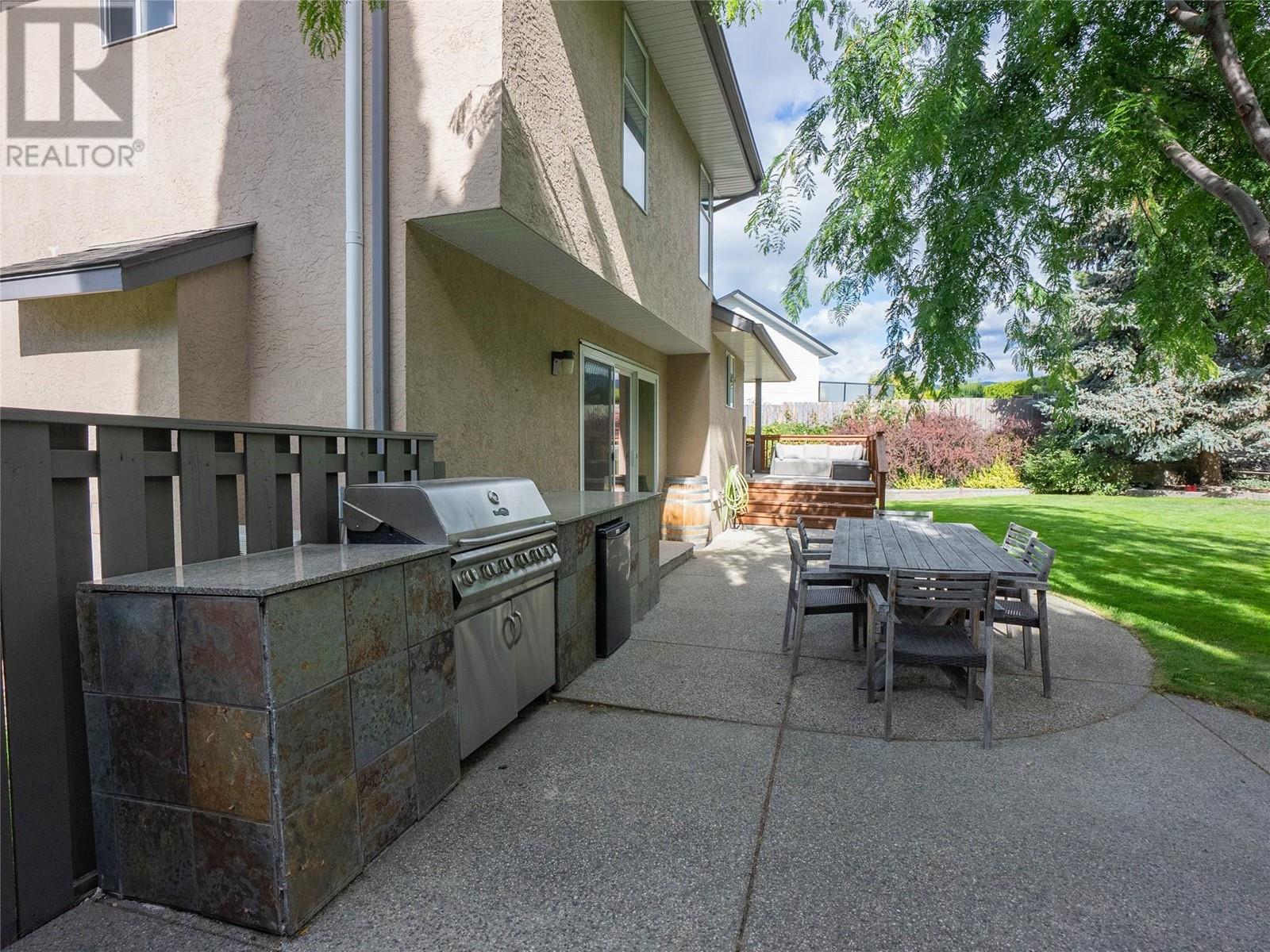 162 Uplands Place, Penticton, British Columbia  V2A 7Y1 - Photo 9 - 10348005