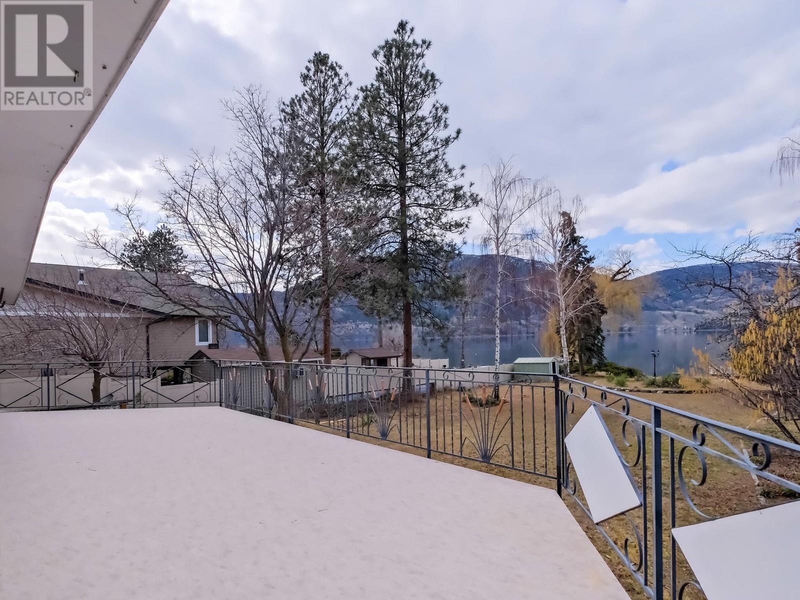 102 Derenzy Place, Penticton, British Columbia  V2A 8W7 - Photo 23 - 10348698