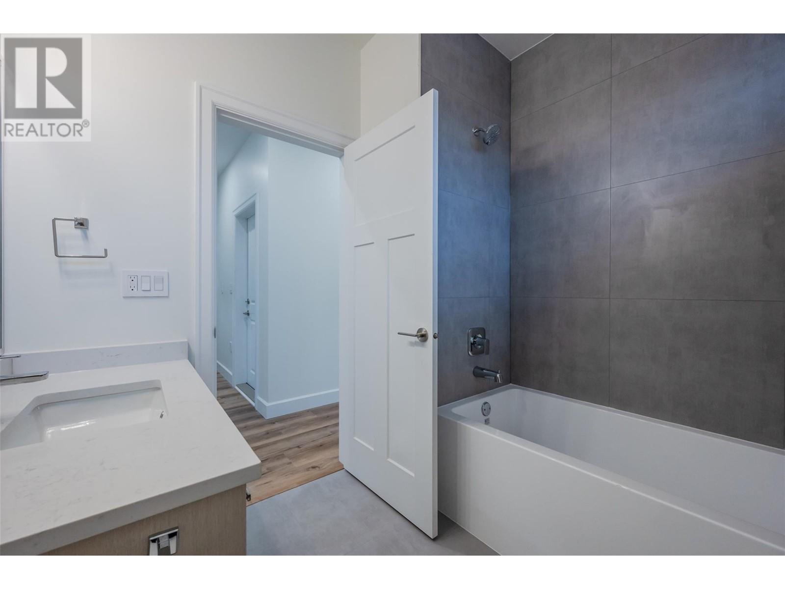 258 Bentgrass Avenue, Oliver, British Columbia  V0H 1T3 - Photo 23 - 10348649