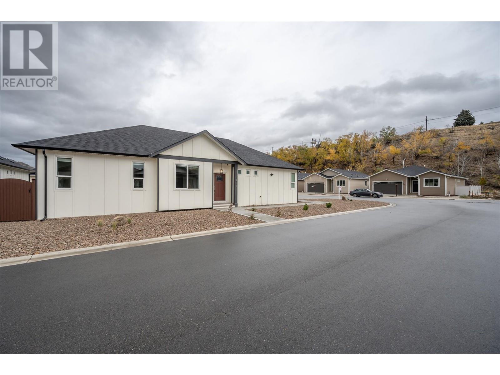258 Bentgrass Avenue, Oliver, British Columbia  V0H 1T3 - Photo 31 - 10348649