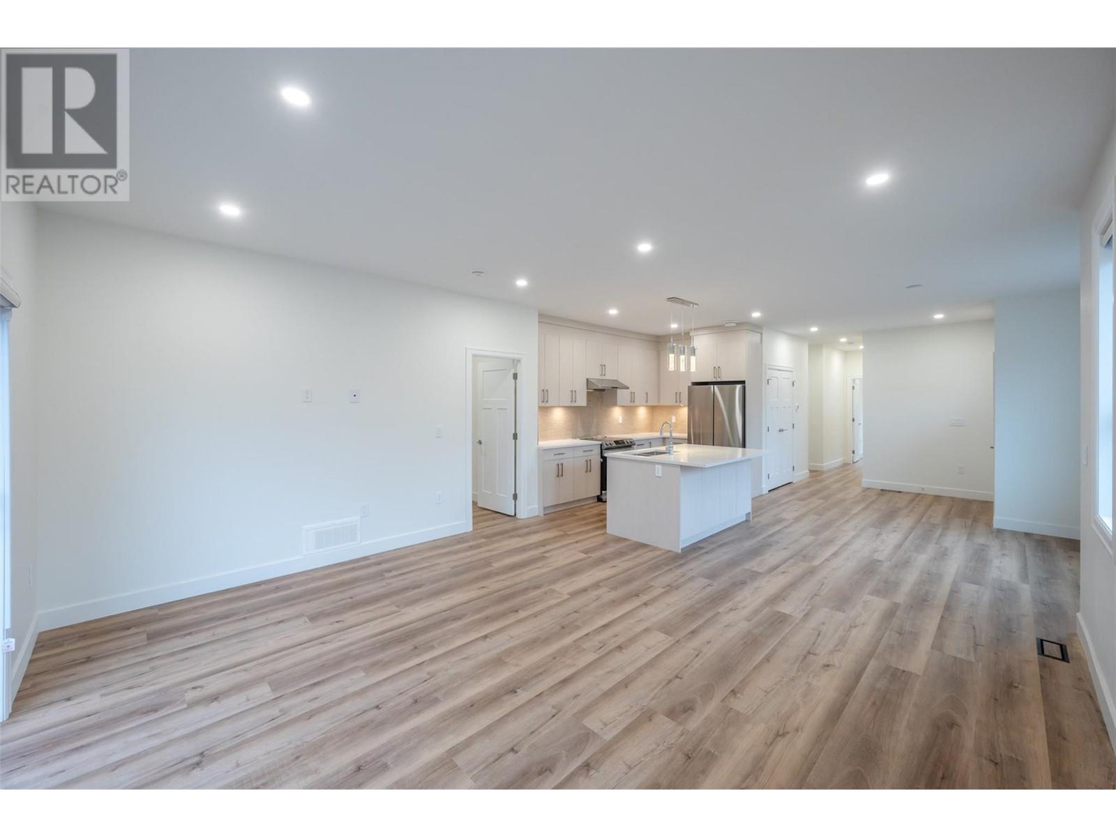 258 Bentgrass Avenue, Oliver, British Columbia  V0H 1T3 - Photo 6 - 10348649
