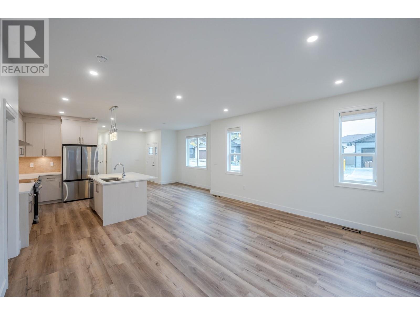 258 Bentgrass Avenue, Oliver, British Columbia  V0H 1T3 - Photo 7 - 10348649