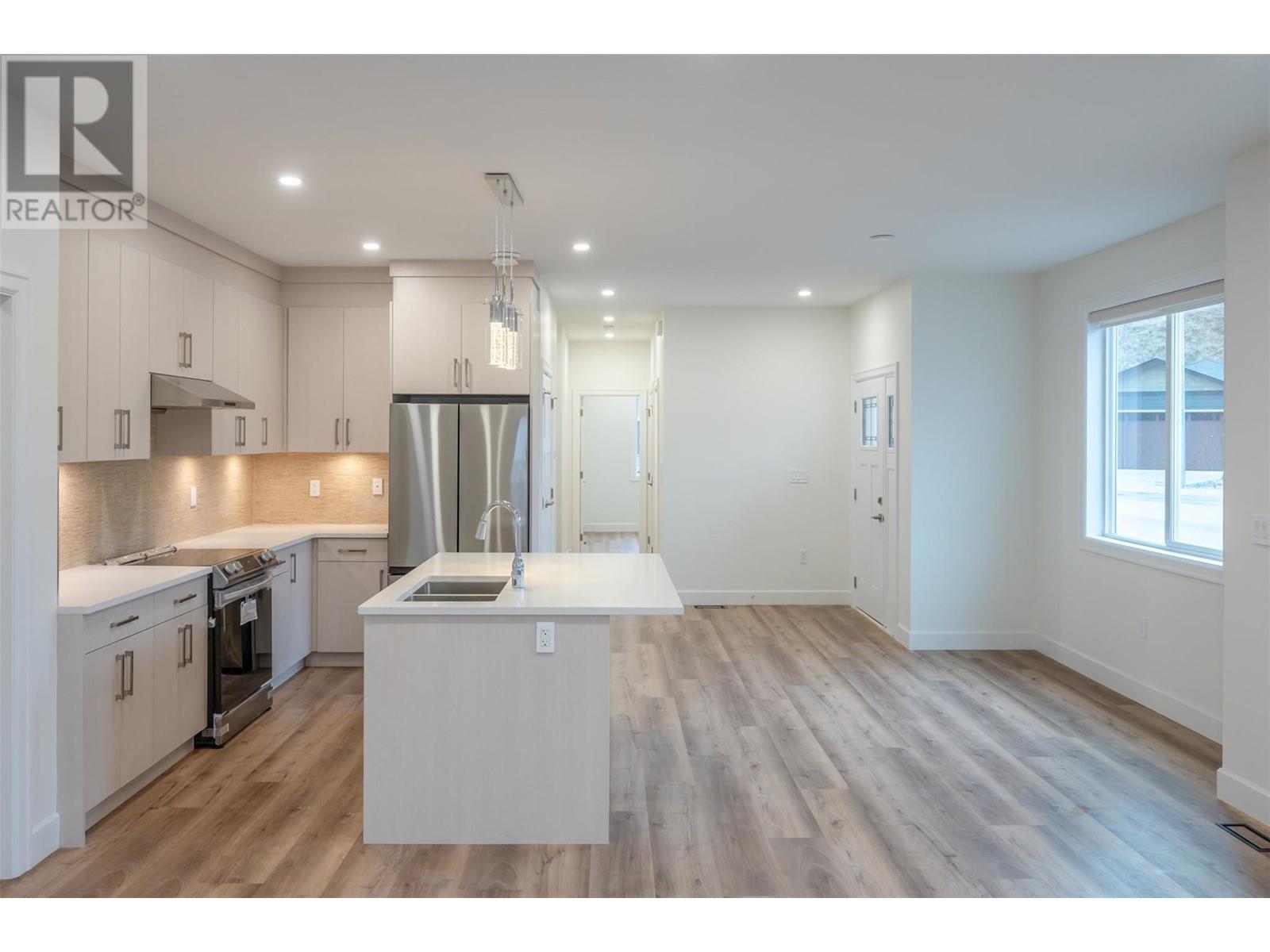 258 Bentgrass Avenue, Oliver, British Columbia  V0H 1T3 - Photo 9 - 10348649