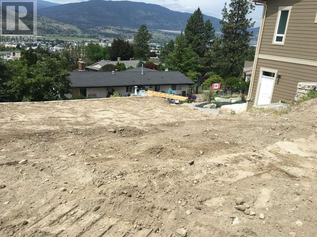 151 Timberstone Place, Penticton, British Columbia  V2A 0B5 - Photo 1 - 10348709
