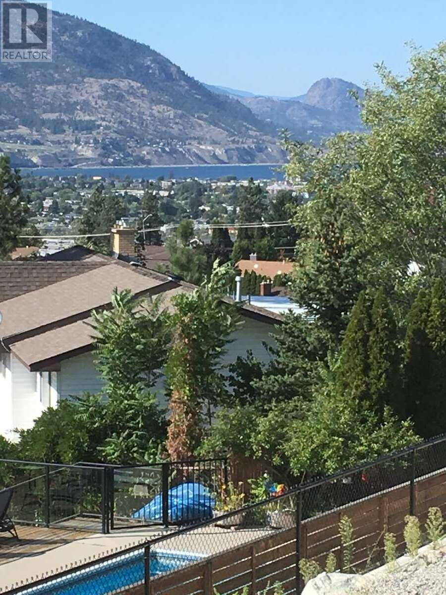 151 Timberstone Place, Penticton, British Columbia  V2A 0B5 - Photo 6 - 10348709