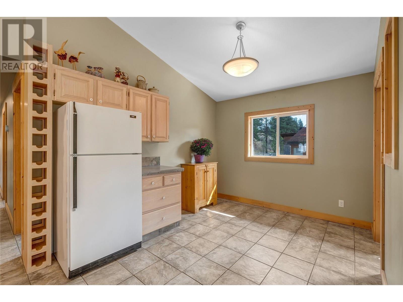 28 Deans Road, Summerland, British Columbia  V0H 1Z8 - Photo 11 - 10348462