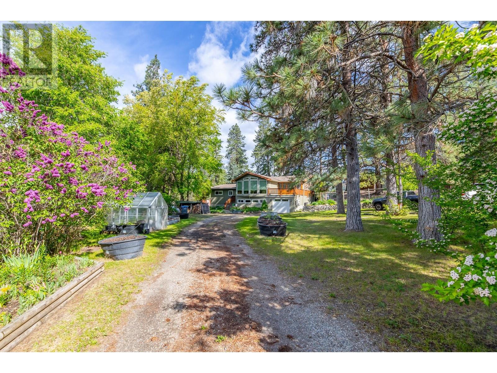12018 Gallaugher Street, Summerland, British Columbia  V0H 1Z3 - Photo 2 - 10348778