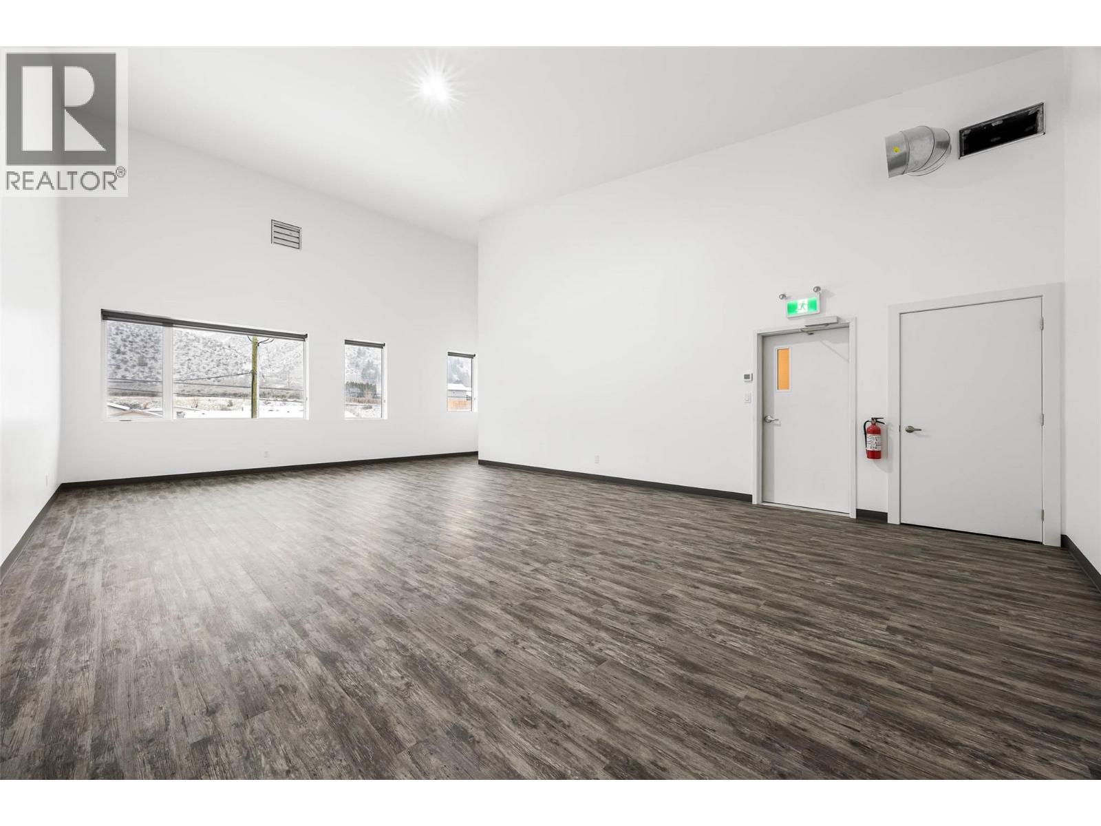 7450 Dallas Drive, Kamloops, British Columbia  V2C 6Z1 - Photo 28 - 10348539