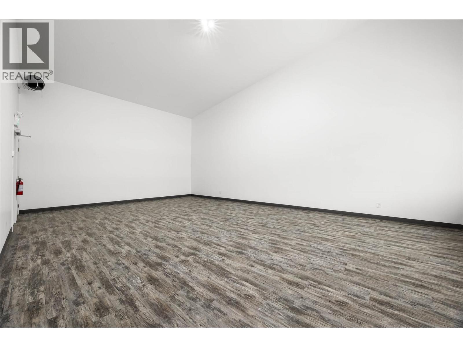 7450 Dallas Drive, Kamloops, British Columbia  V2C 6Z1 - Photo 29 - 10348539