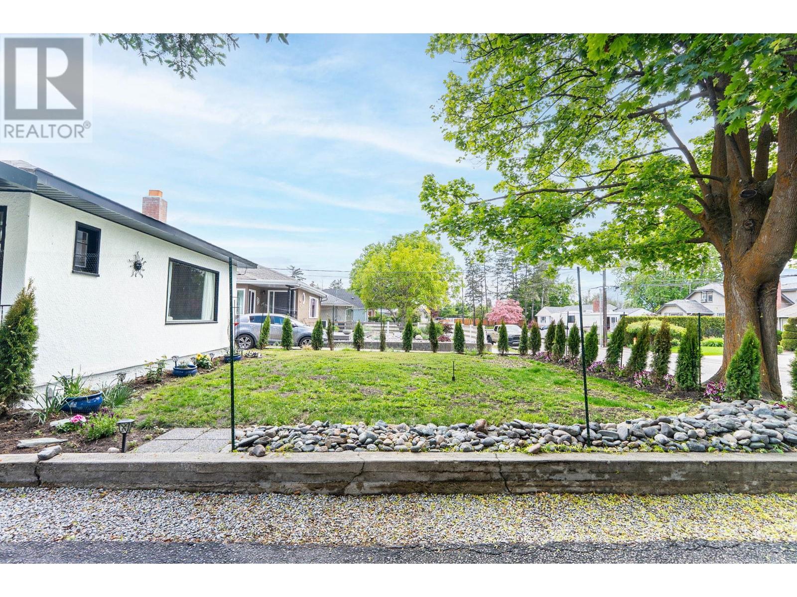 634 Latimer Street, Penticton, British Columbia  V2A 5R6 - Photo 3 - 10348645