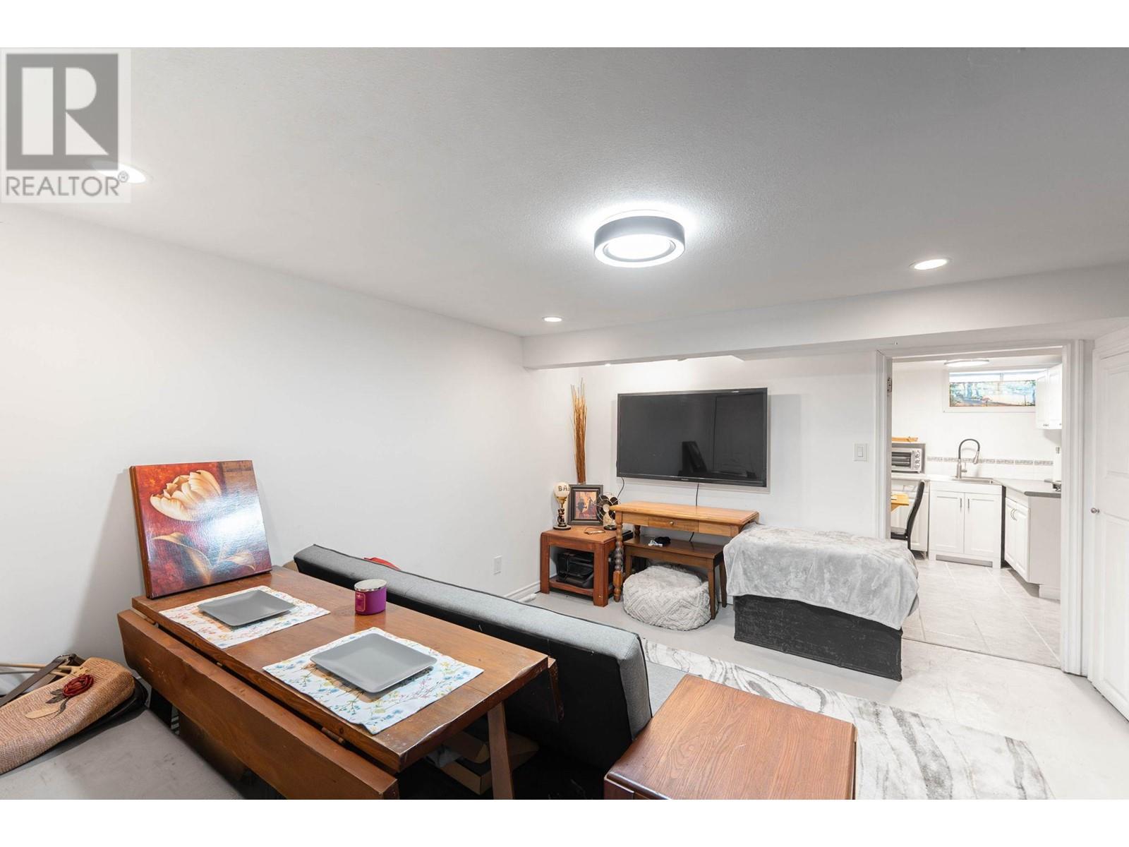 634 Latimer Street, Penticton, British Columbia  V2A 5R6 - Photo 36 - 10348645