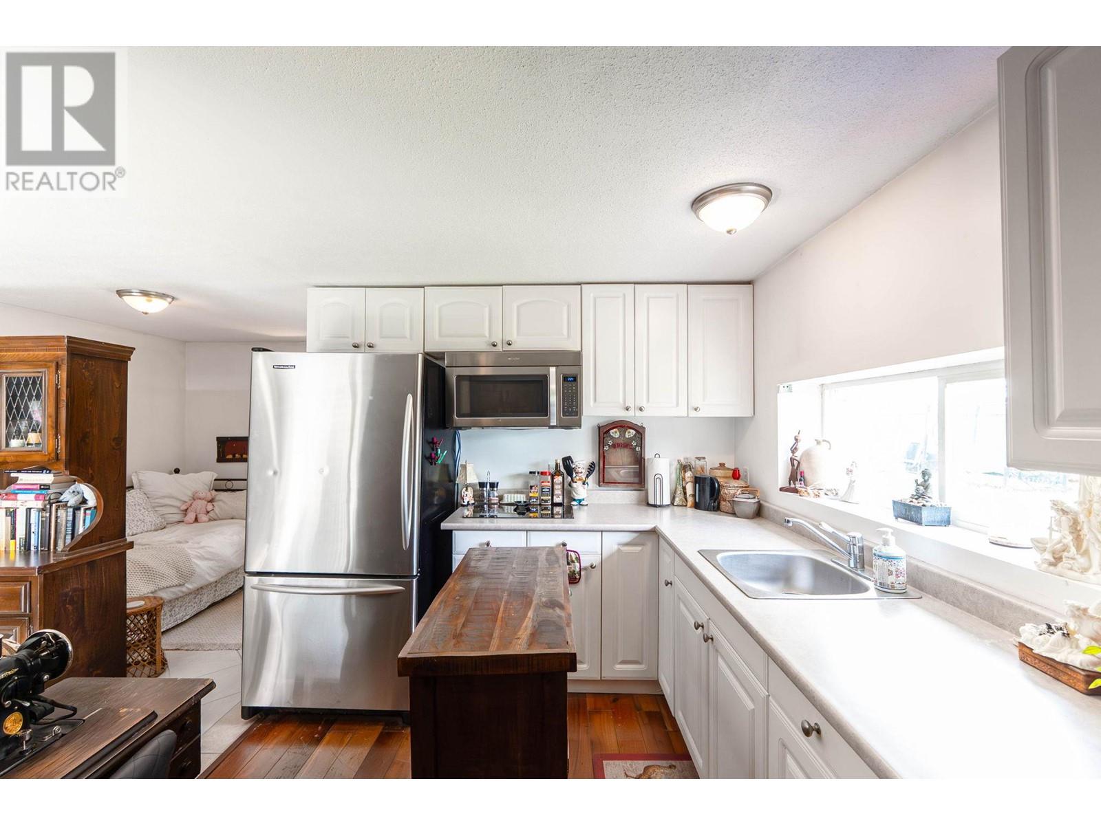 634 Latimer Street, Penticton, British Columbia  V2A 5R6 - Photo 38 - 10348645