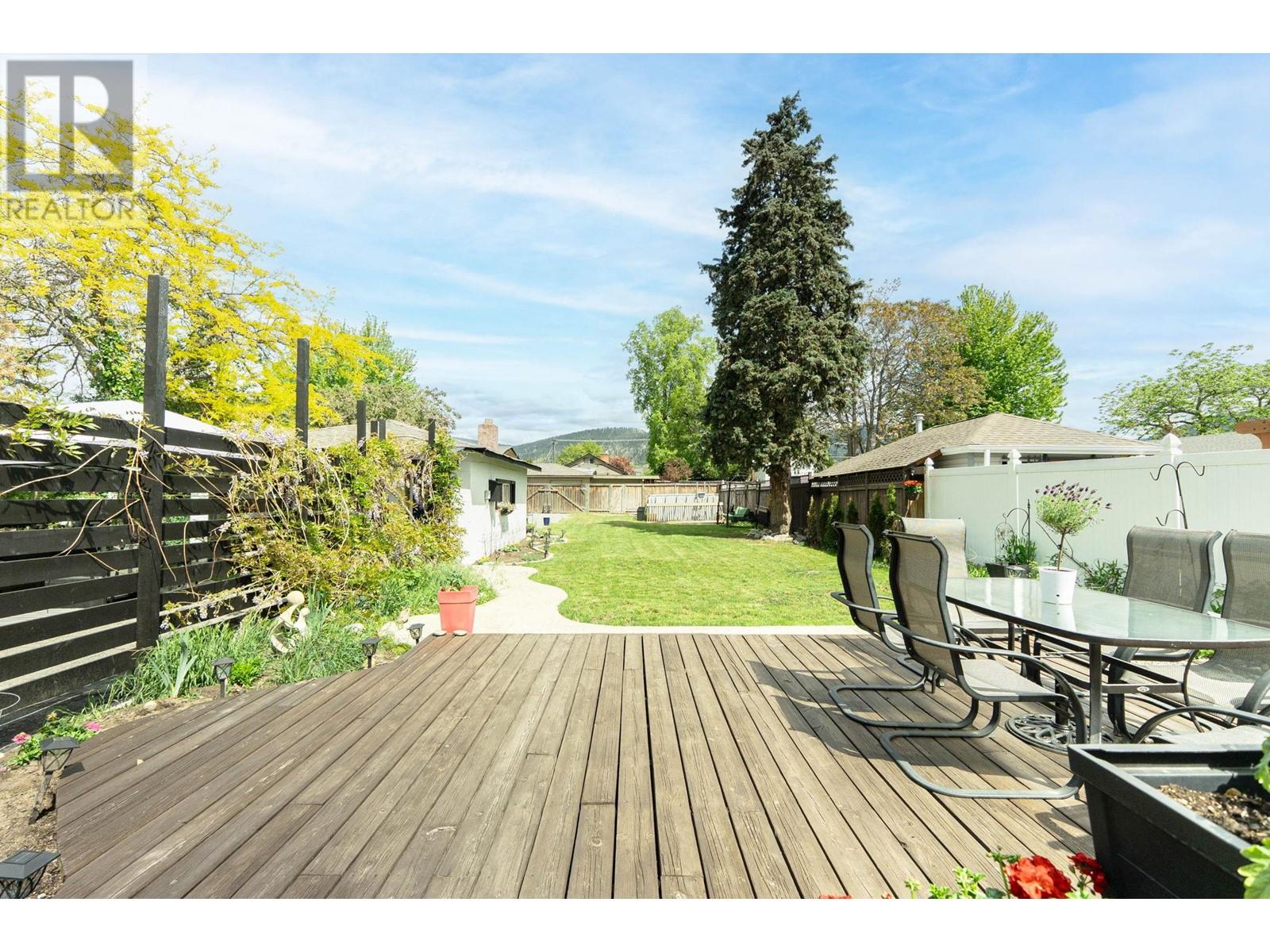 634 Latimer Street, Penticton, British Columbia  V2A 5R6 - Photo 9 - 10348645