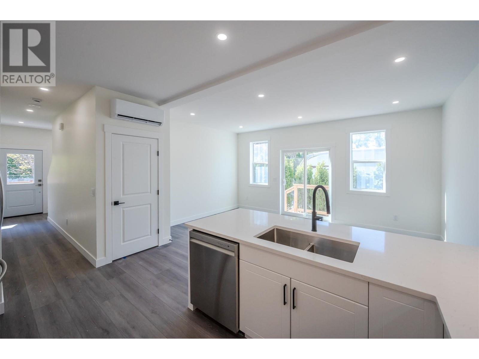 11610 Victoria Road S Unit# 102, Summerland, British Columbia  V0H 1Z2 - Photo 5 - 10348816