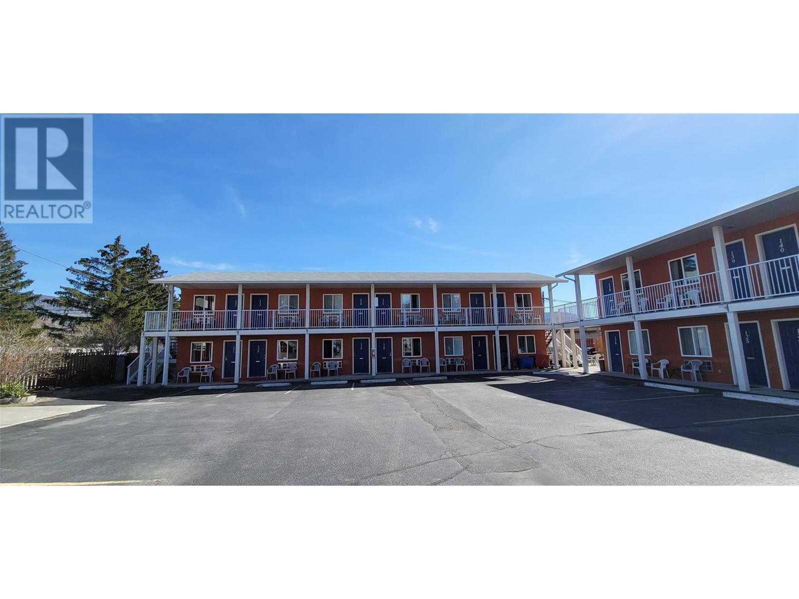 5887 Main Street, Oliver, British Columbia  V0H 1T0 - Photo 2 - 10348493