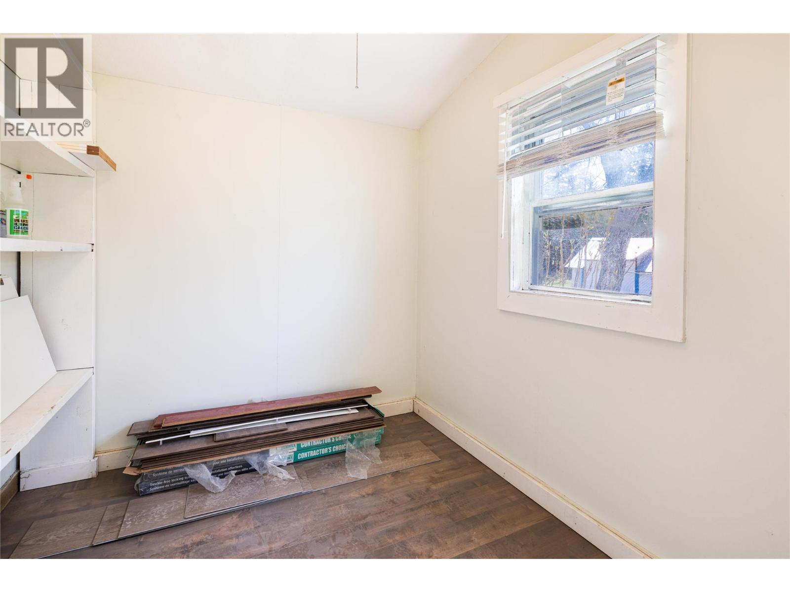 4251 Mikkelson Frontage Road, Tappen, British Columbia  V0E 2X2 - Photo 24 - 10347697