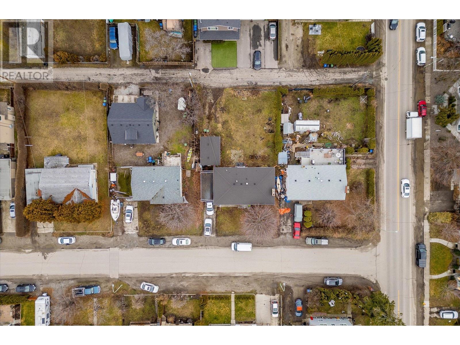 2261 Burnett Street, Kelowna, British Columbia  V1Y 2T7 - Photo 7 - 10348401