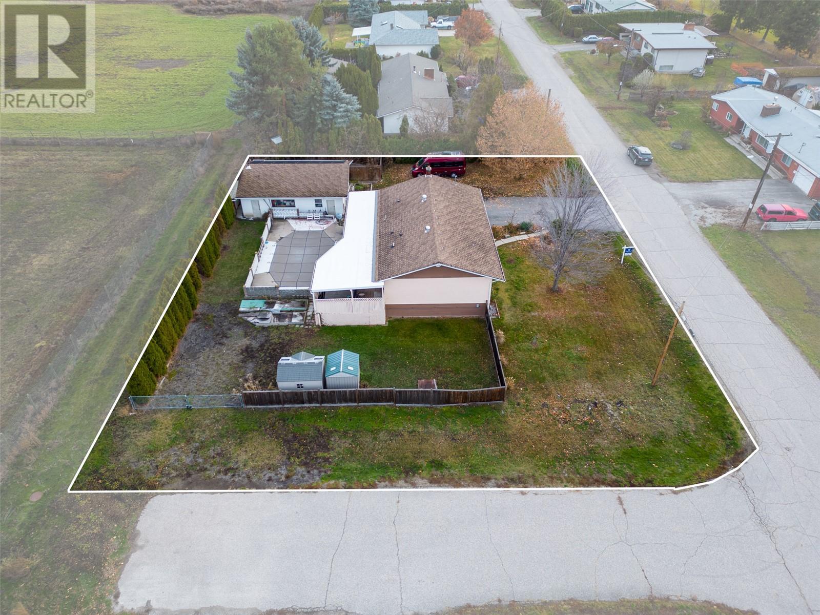 3219 St. Amand Road, Kelowna, British Columbia  V1W 3P2 - Photo 17 - 10348695