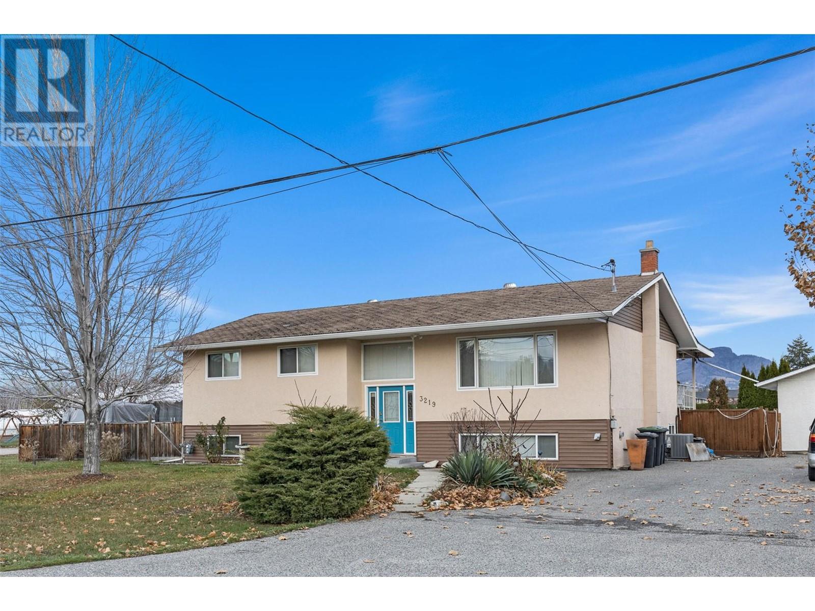 3219 St. Amand Road, Kelowna, British Columbia  V1W 3P2 - Photo 24 - 10348695