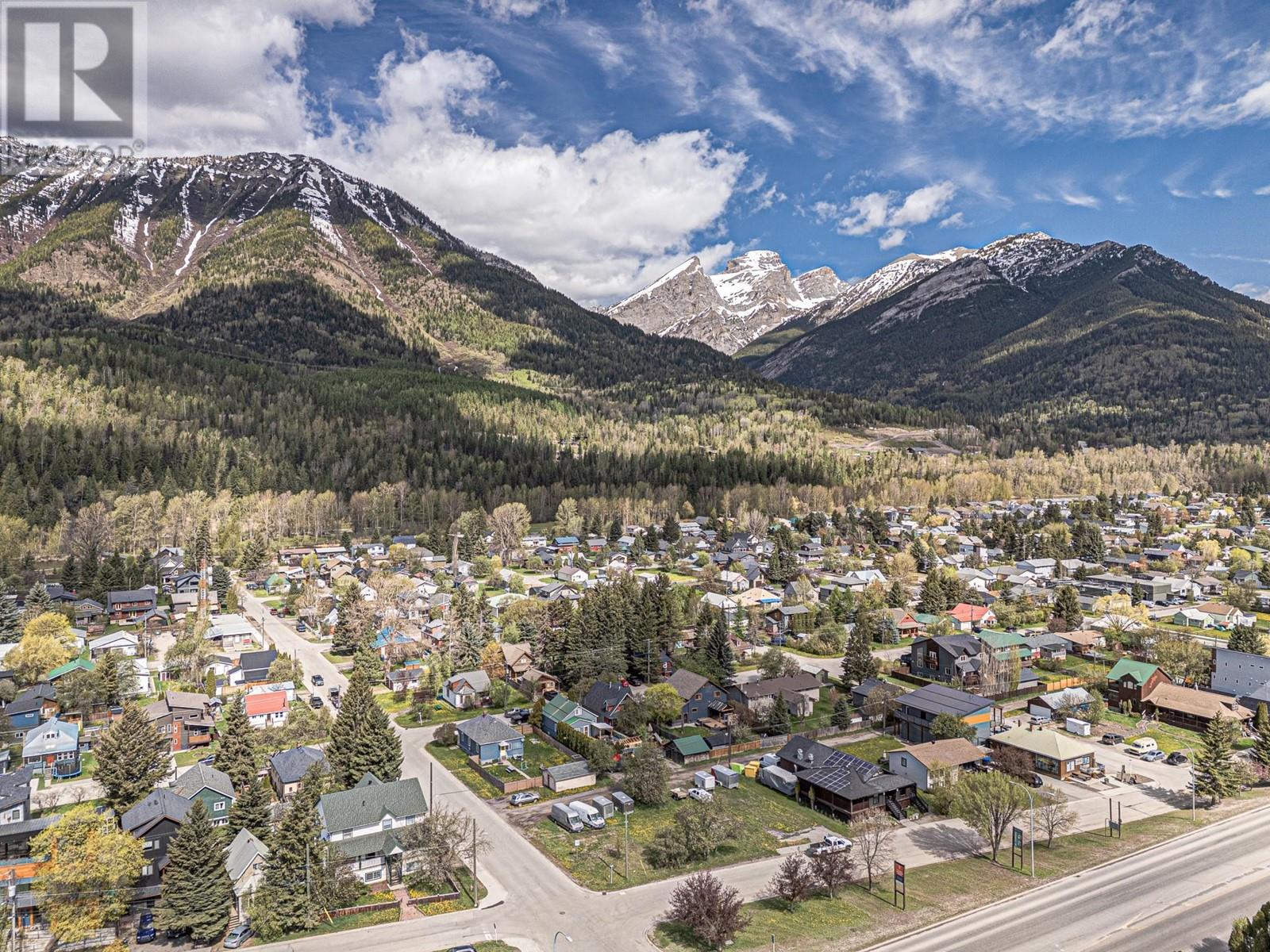 701 & 721 7th Avenue, Fernie, British Columbia  V0B 1M0 - Photo 18 - 10348940