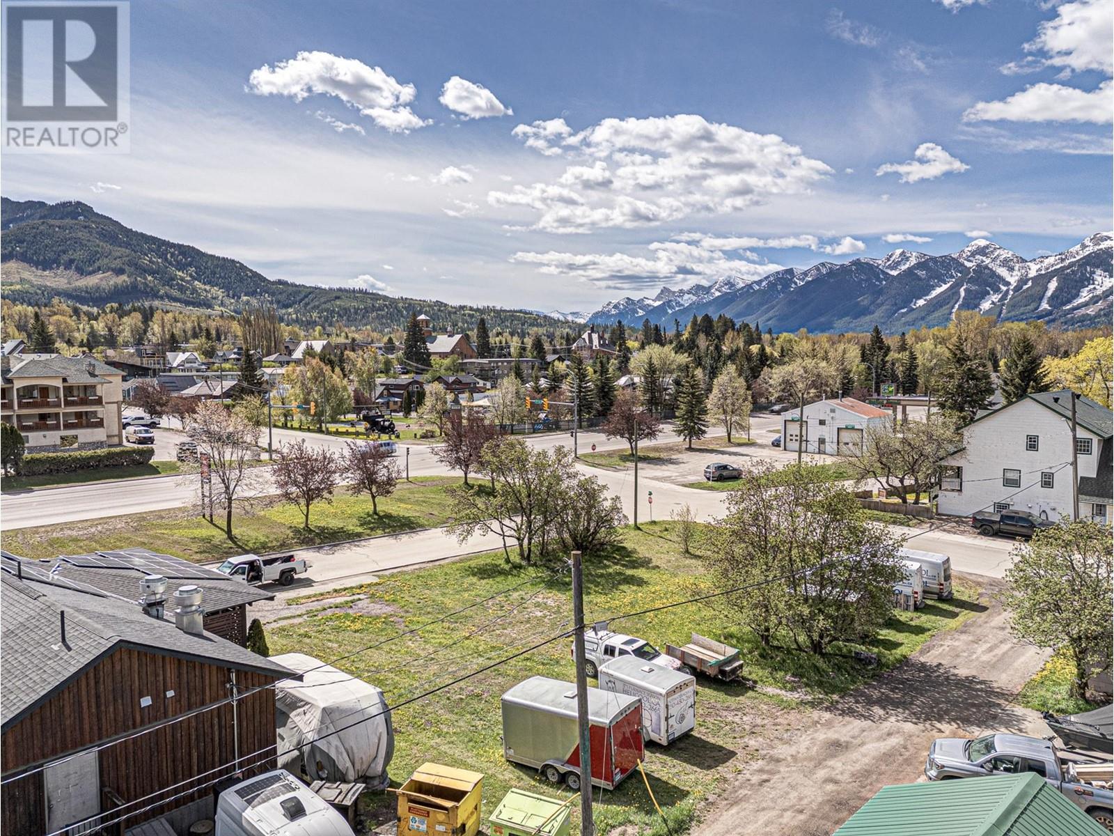 701 & 721 7th Avenue, Fernie, British Columbia  V0B 1M0 - Photo 5 - 10348940