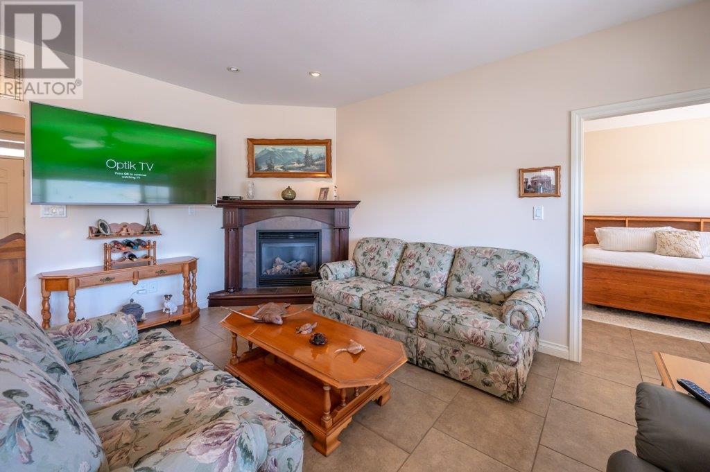 6905 Mountainview Drive, Oliver, British Columbia  V0H 1T4 - Photo 18 - 10348710