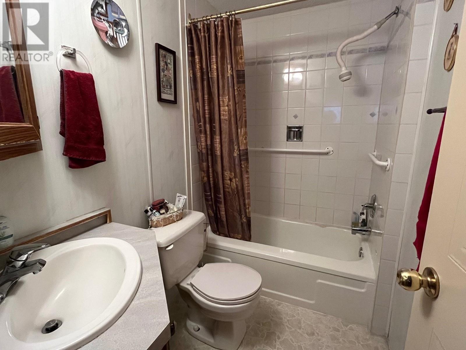 4505 Mclean Creek Road Unit# C16, Okanagan Falls, British Columbia  V0H 1R1 - Photo 11 - 10348987