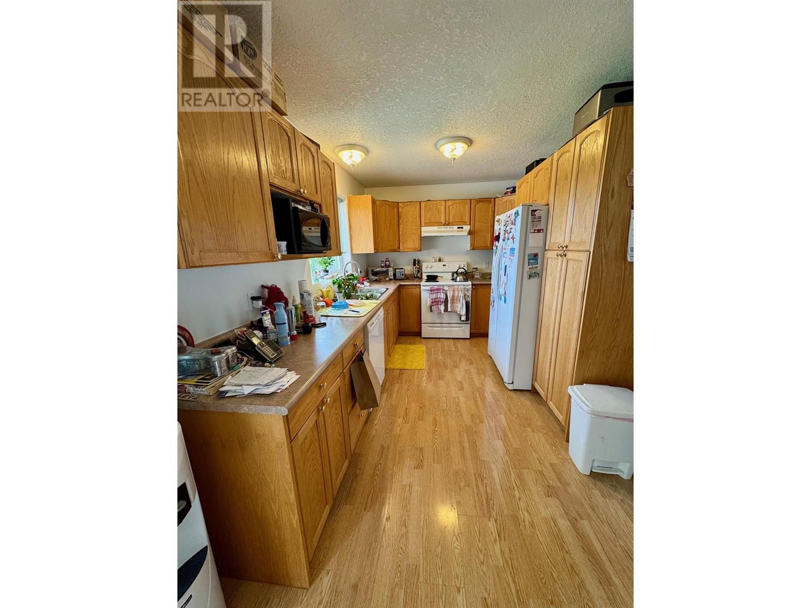 307 Dugan Street, Creston, British Columbia  V0B 1G3 - Photo 11 - 10348909