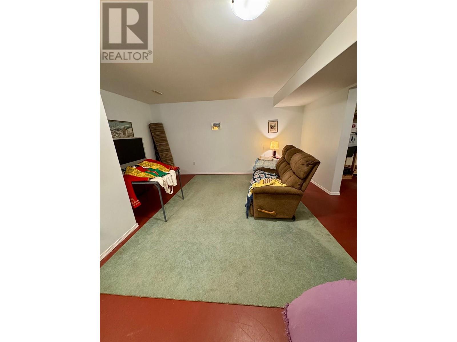 307 Dugan Street, Creston, British Columbia  V0B 1G3 - Photo 19 - 10348909