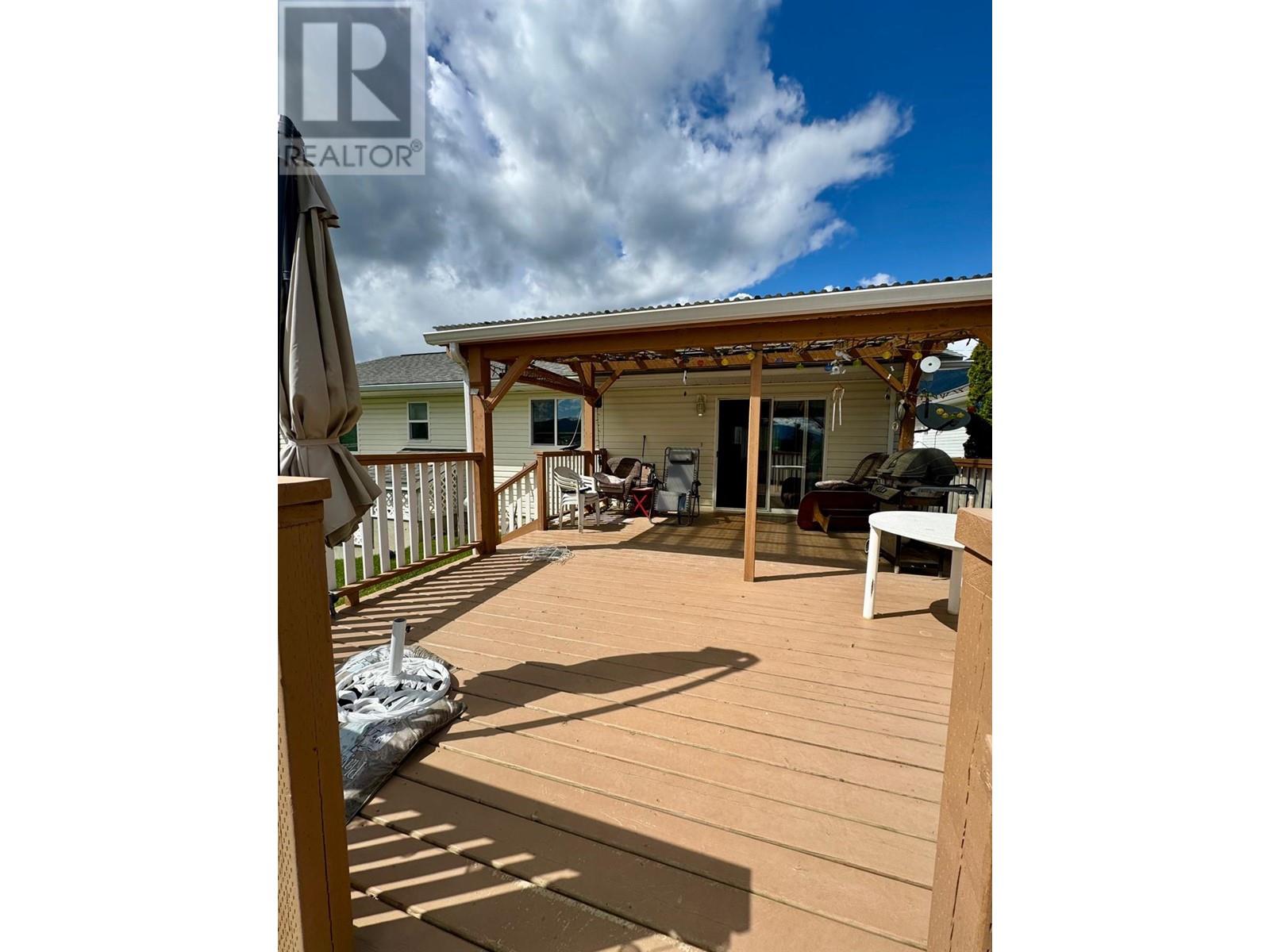 307 Dugan Street, Creston, British Columbia  V0B 1G3 - Photo 5 - 10348909