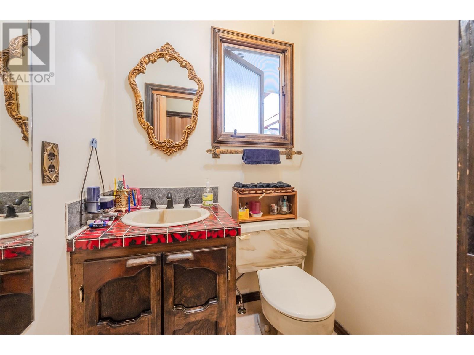 1209 Lakeshore Drive, Osoyoos, British Columbia  V0H 1V6 - Photo 12 - 10348881