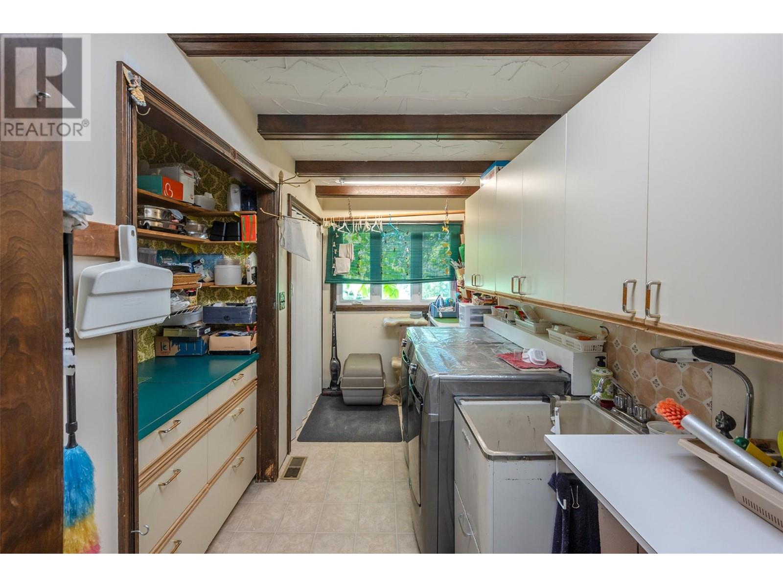 1209 Lakeshore Drive, Osoyoos, British Columbia  V0H 1V6 - Photo 22 - 10348881