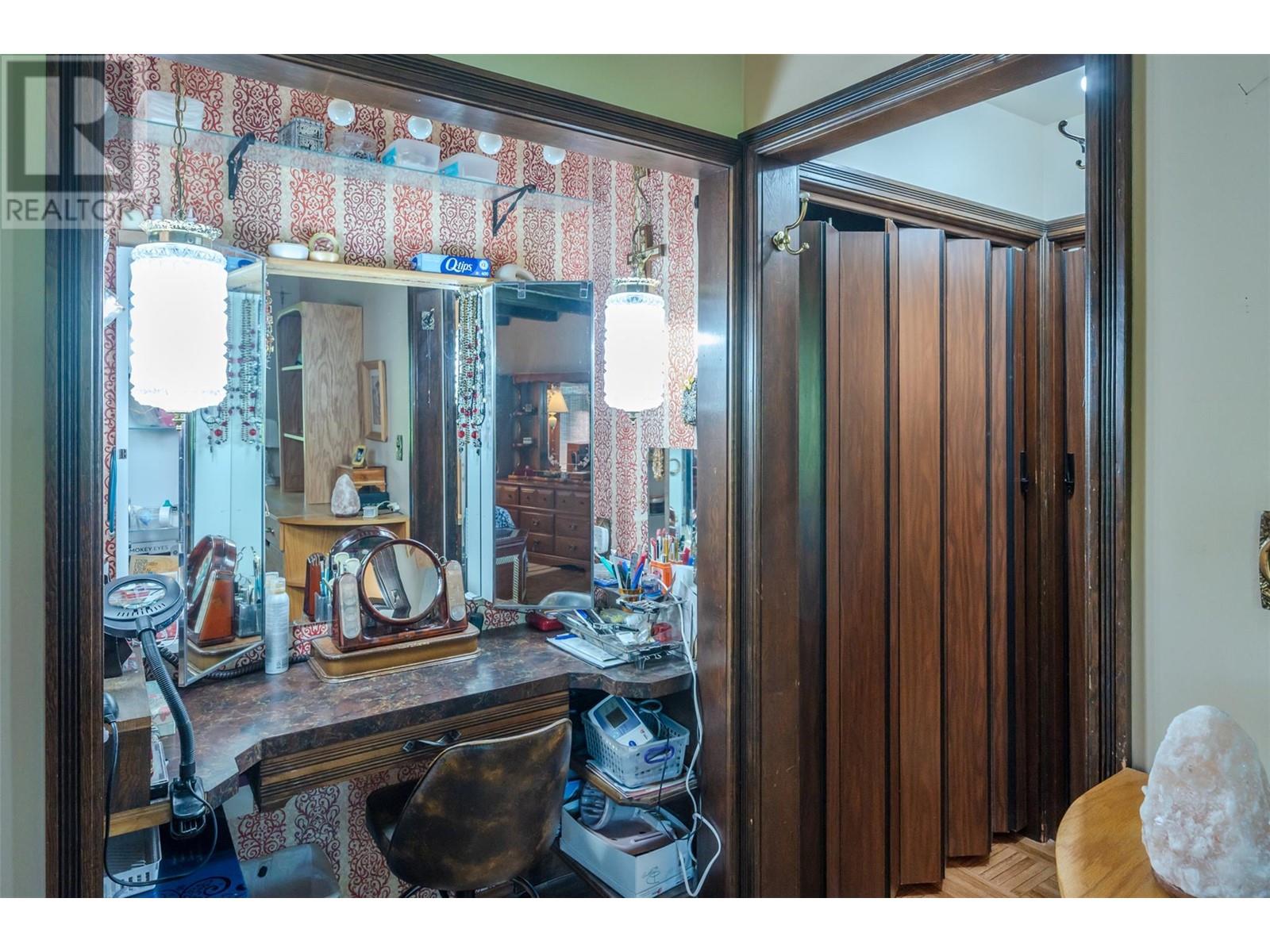 1209 Lakeshore Drive, Osoyoos, British Columbia  V0H 1V6 - Photo 39 - 10348881