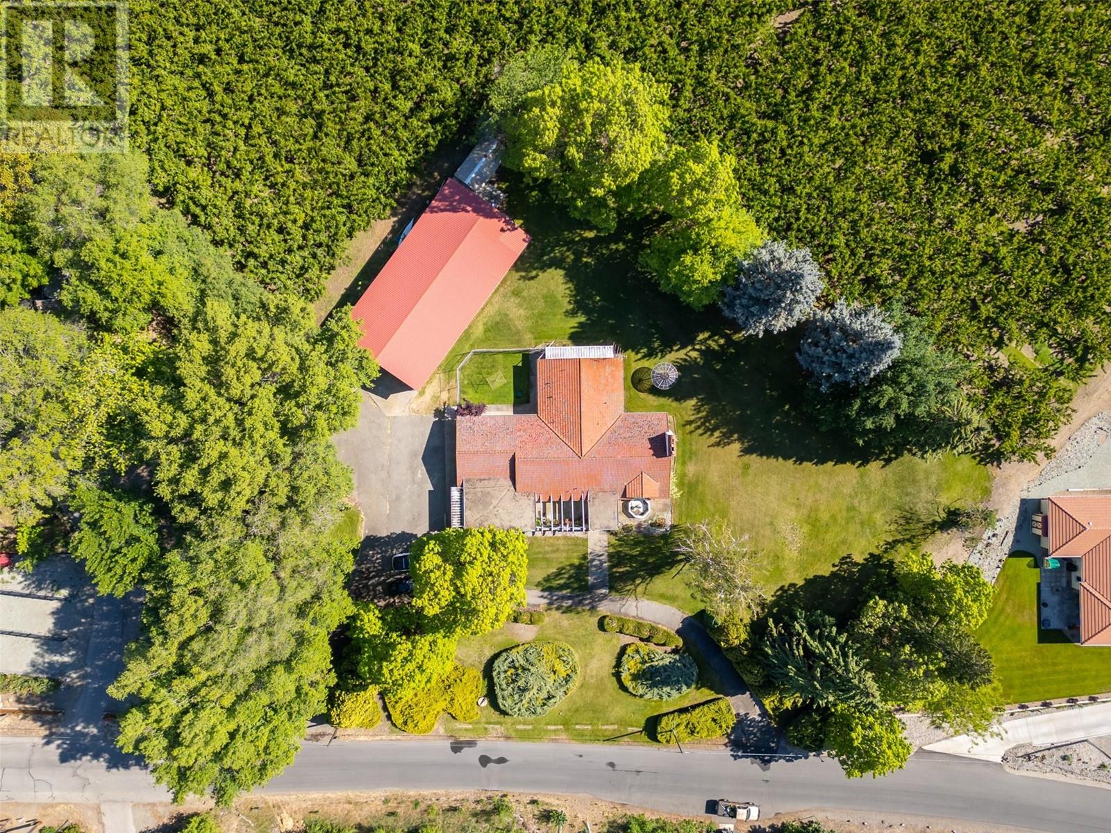 1209 Lakeshore Drive, Osoyoos, British Columbia  V0H 1V6 - Photo 4 - 10348881