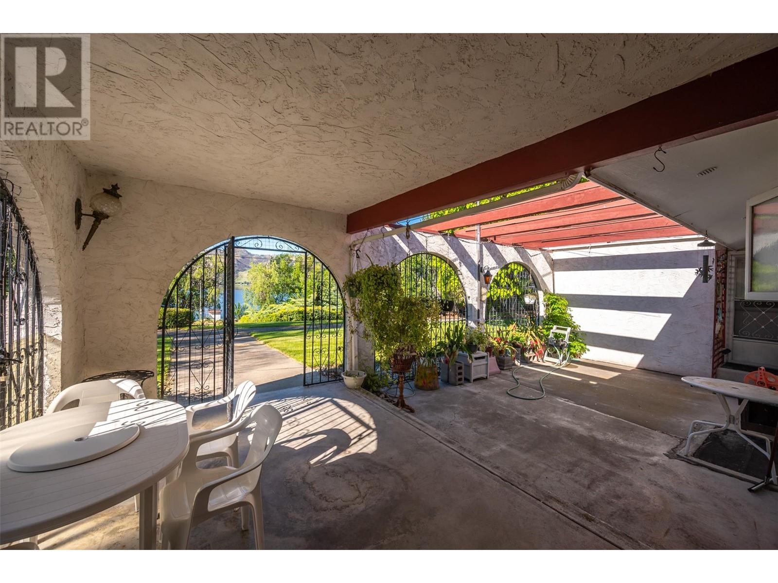1209 Lakeshore Drive, Osoyoos, British Columbia  V0H 1V6 - Photo 45 - 10348881