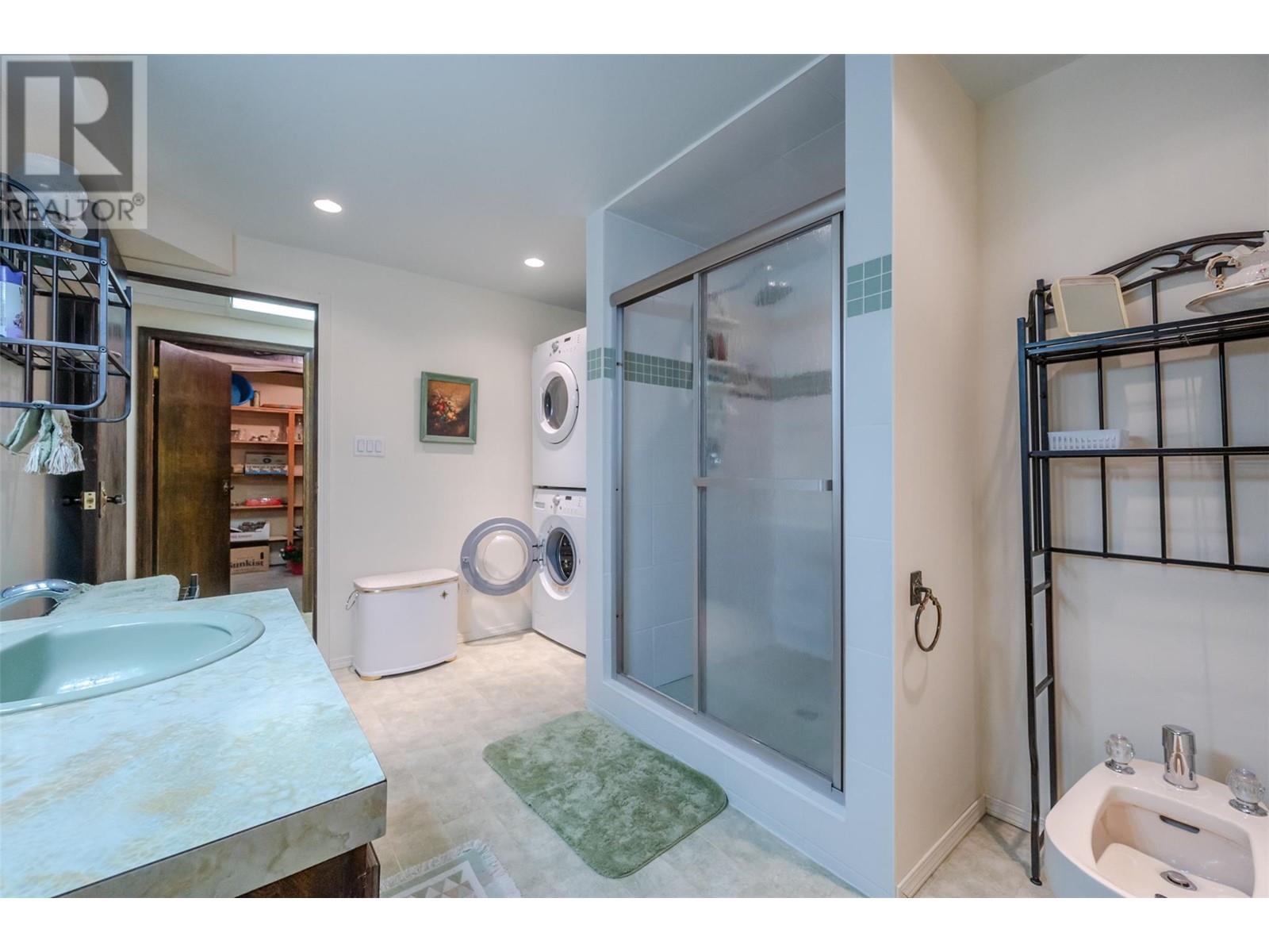 1209 Lakeshore Drive, Osoyoos, British Columbia  V0H 1V6 - Photo 64 - 10348881