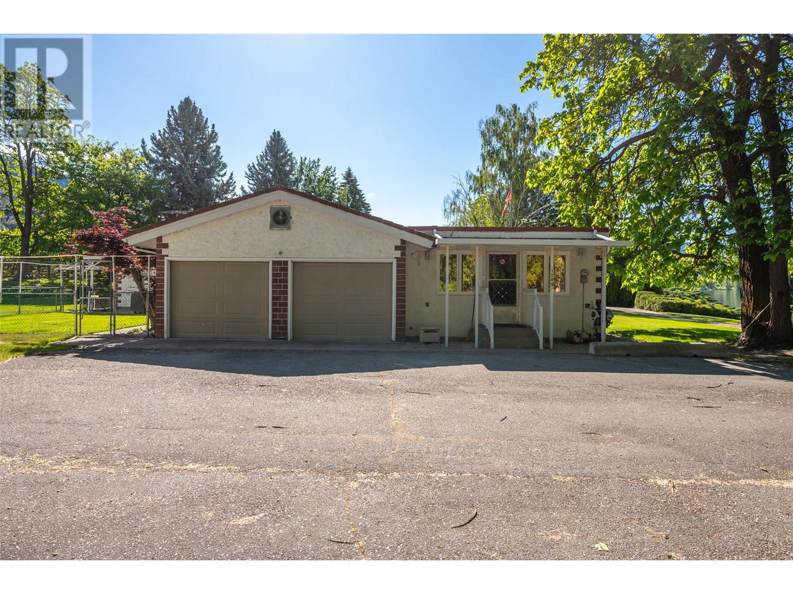 1209 Lakeshore Drive, Osoyoos, British Columbia  V0H 1V6 - Photo 95 - 10348881