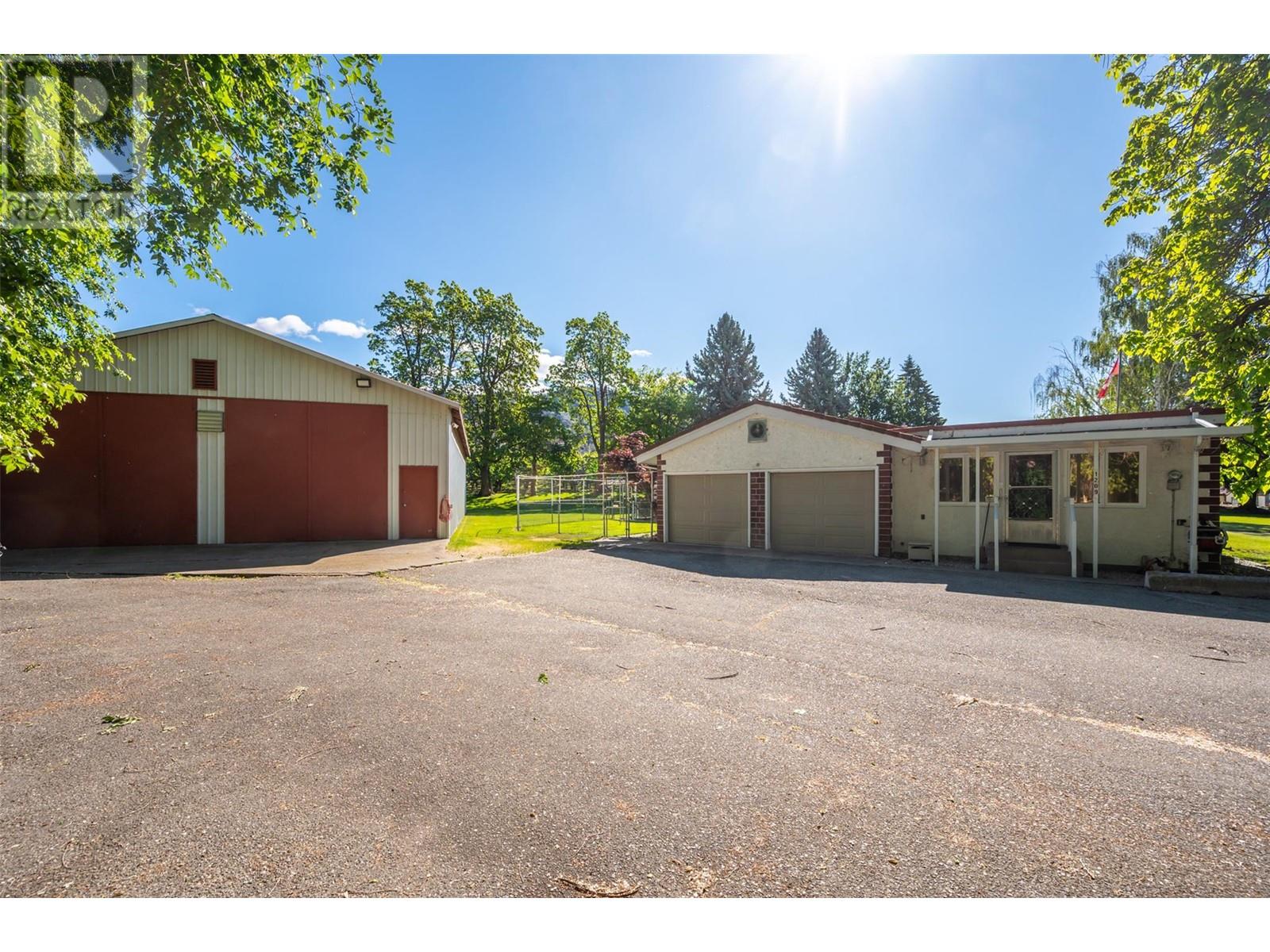 1209 Lakeshore Drive, Osoyoos, British Columbia  V0H 1V6 - Photo 96 - 10348881
