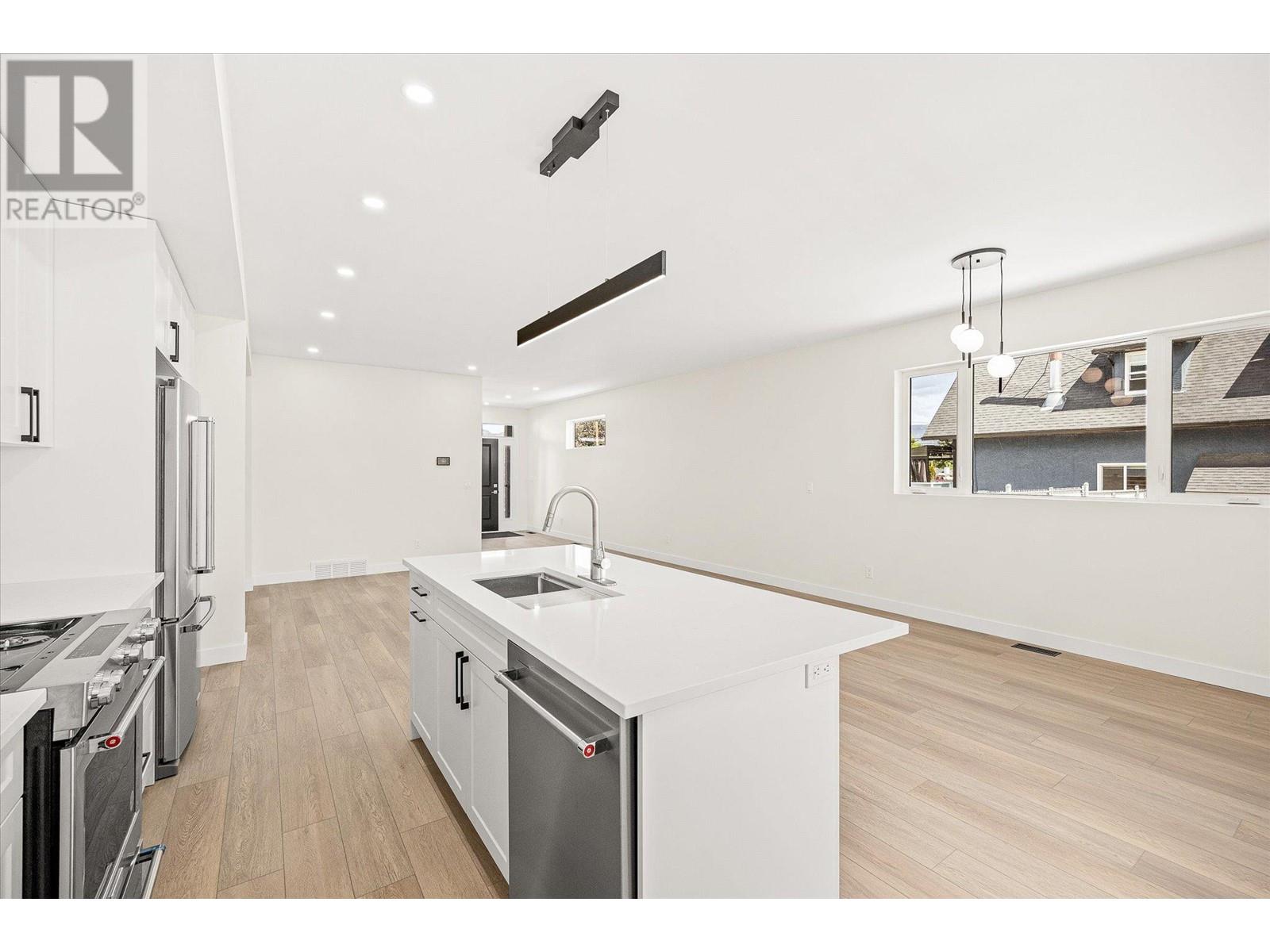10907 Prairie Valley Road, Summerland, British Columbia  V0H 1Z8 - Photo 14 - 10348871