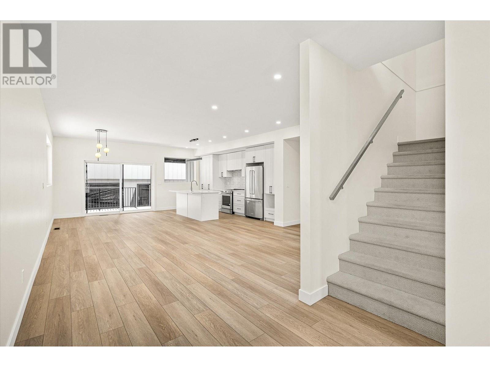 10907 Prairie Valley Road, Summerland, British Columbia  V0H 1Z8 - Photo 17 - 10348871